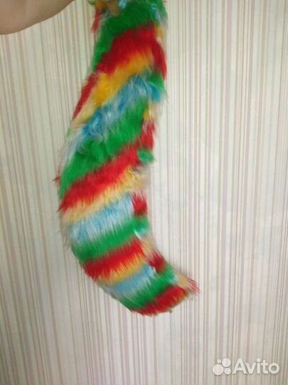 Фурри радужный хвост