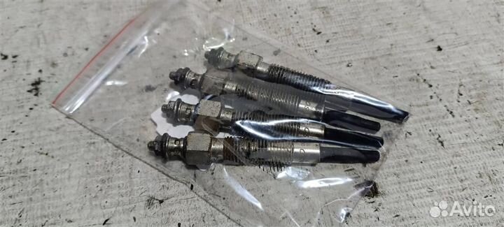 Свеча накаливания Mitsubishi Pajero 2 91-97г