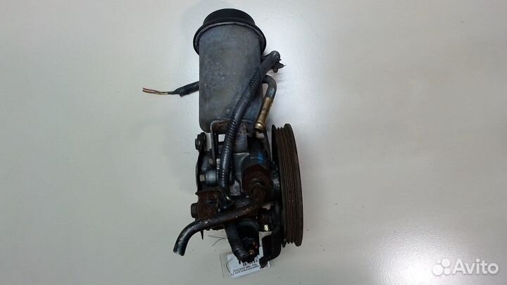 Гур Toyota Yaris, 2002