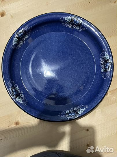 Эмалированное блюдо