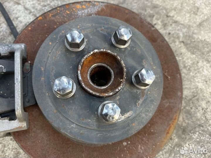 Ступица задняя правая Chrysler 300C LD EXF 2014