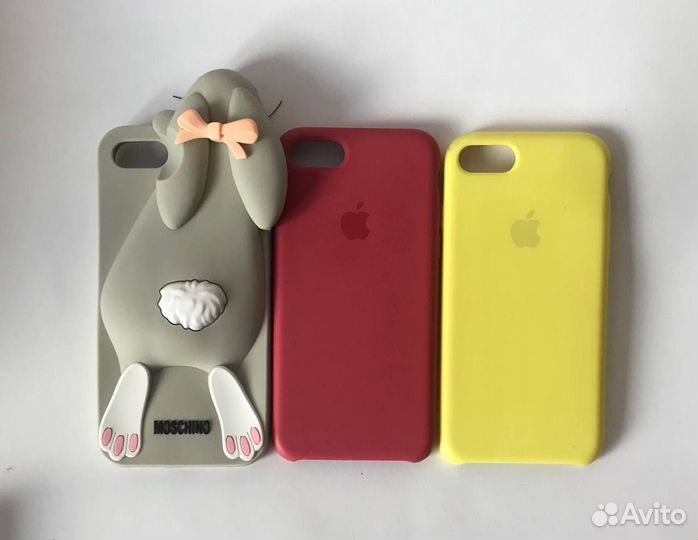 Чехлы и защитные стекла на iPhone 7/8/SE 2020