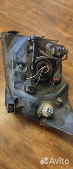 Фара dodge caliber правая