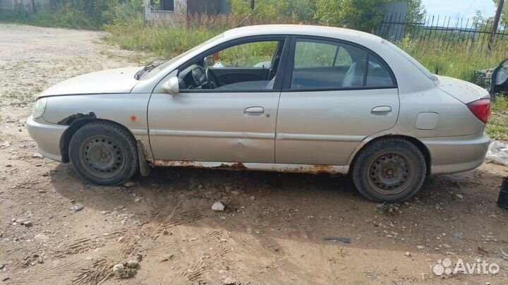 Kia Rio 1 в разбор
