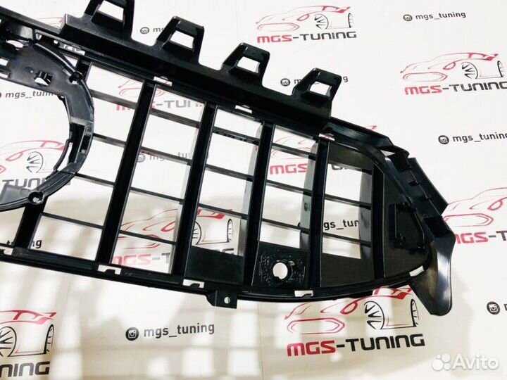 Решетка радиатора Mercedes CLA c118 GT Chrome П/К