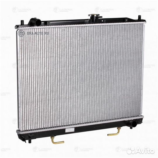 Luzar LRC-11151 Радиатор охл. для а/м Mitsubishi Pajero III (00) /Pajero IV (06) G AT (LRc 11151)