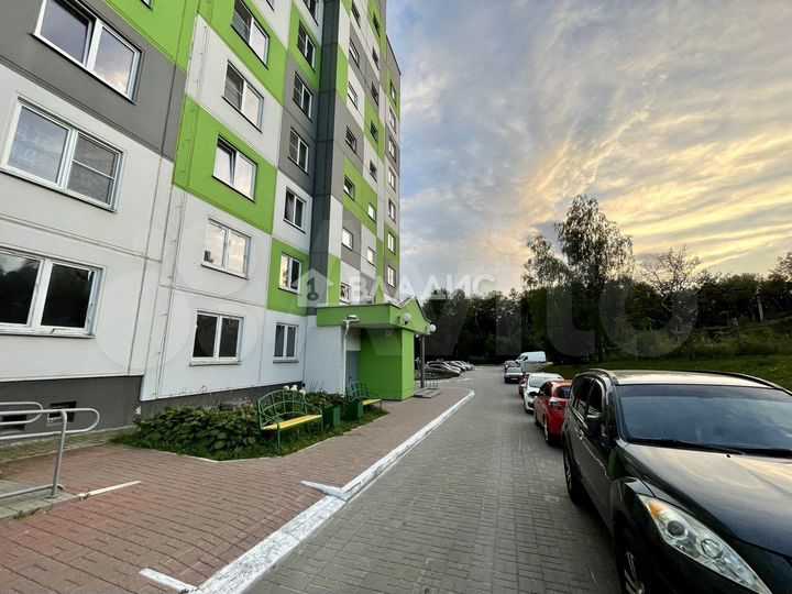 2-к. квартира, 66 м², 9/10 эт.