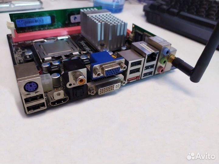 Коллекционная материнская плата Zotac GF9300-D-E