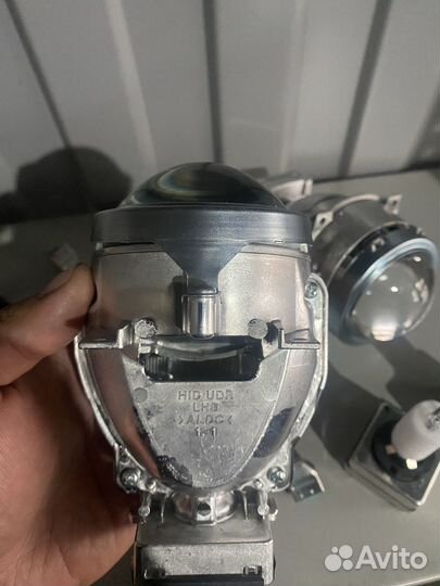 Линзы с лампами ксеноновыми osram на KIA optima