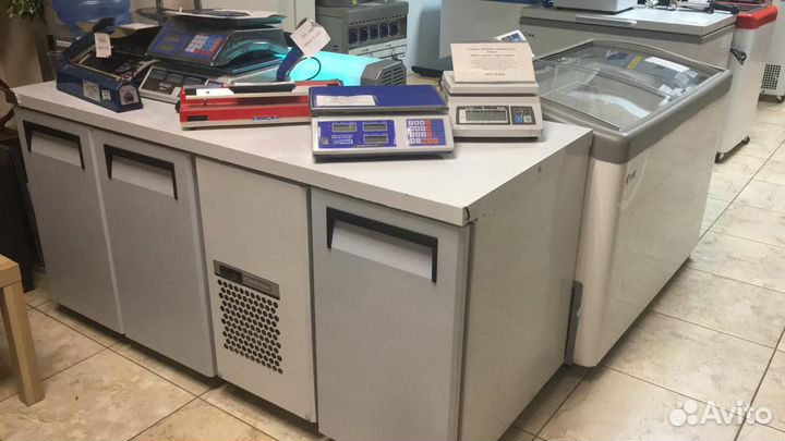 Стол холодильный Карбома Т70 М3-1