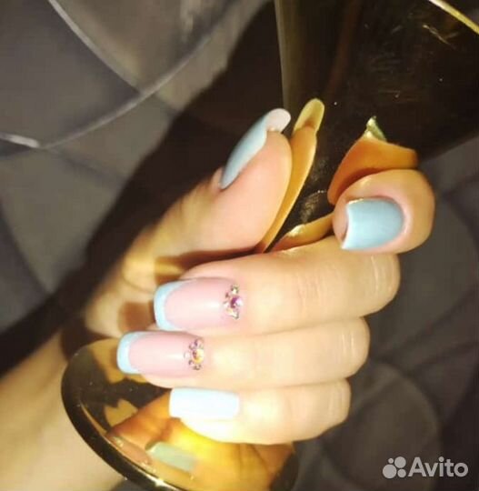 Мастер маникюра и педикюра