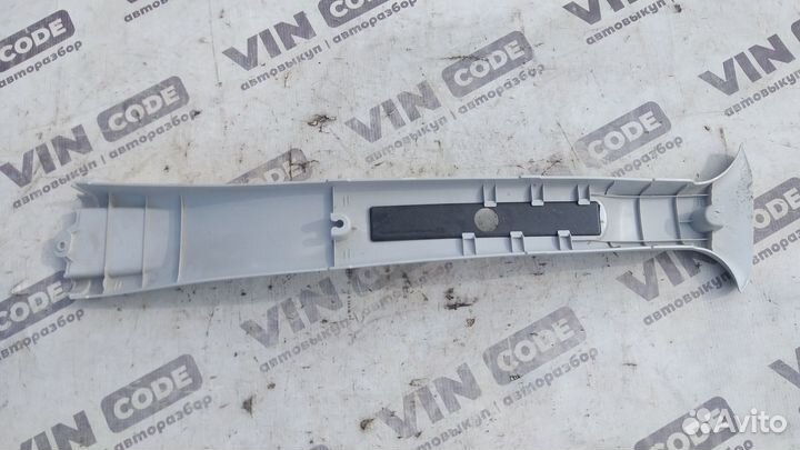 Обшивка центральной стойки правая LADA Kalina 2