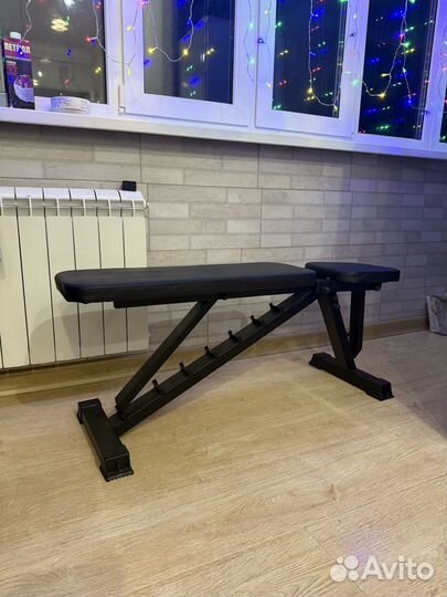 Наклонная скамья для жима