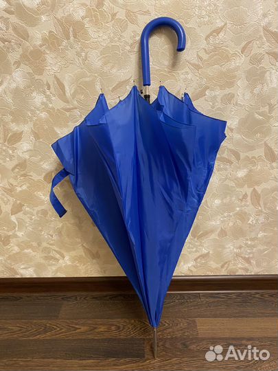 Зонт синий крепкий