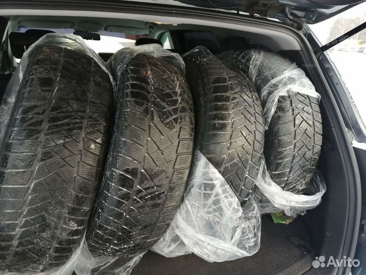 Dunlop Grandtrek MT2 235/60 R18