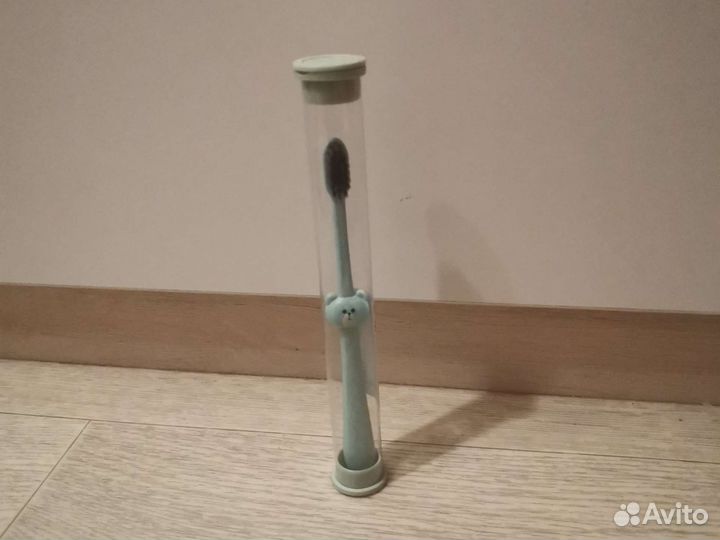 Зубная щетка детская