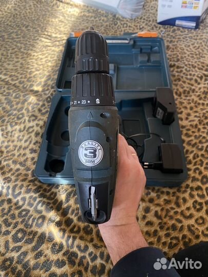 Шуруповерт Bort BAB-12N-K