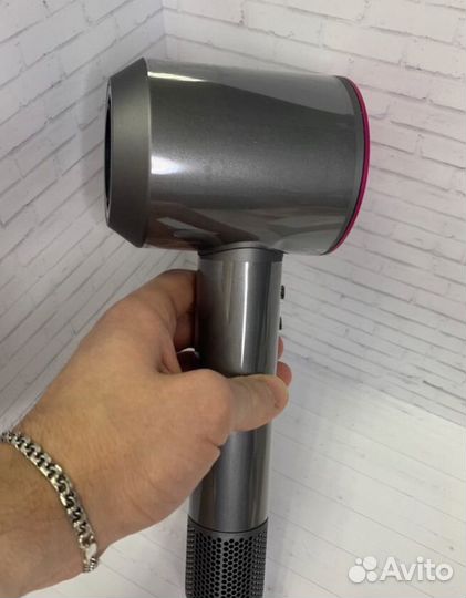 Фен Dyson Supersonic