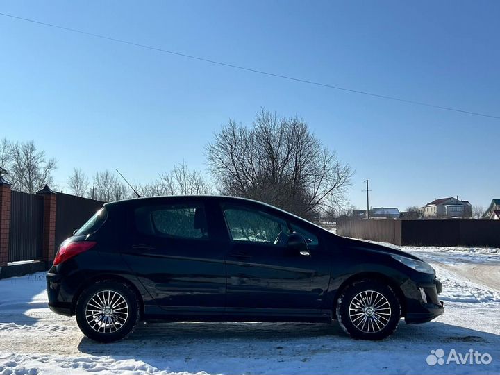 Peugeot 308 1.6 AT, 2010, 141 000 км
