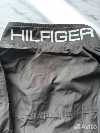 Ветровка Tommy Hilfiger