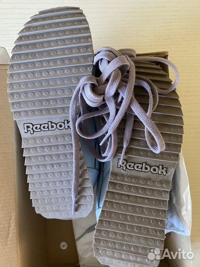 Кроссовки зимние женские Reebok 36