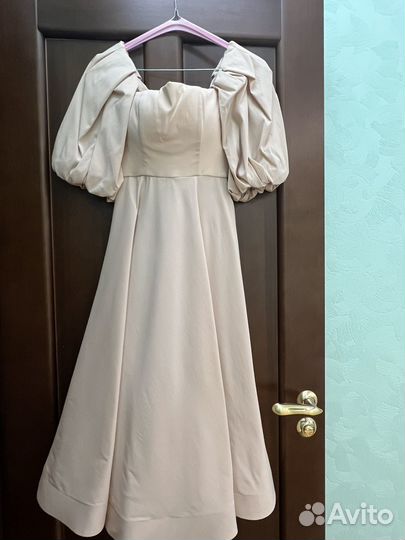 Вечернее платье