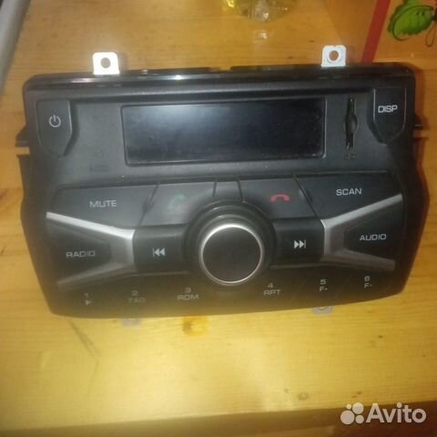 Магнитола Веста штатная +рамка глянцевая