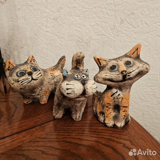 Статуэтки коты (шамот)