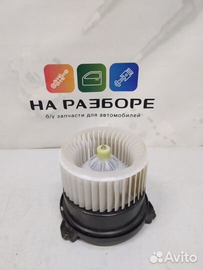 Мотор отопителя (печки) Toyota Land Cruiser 200