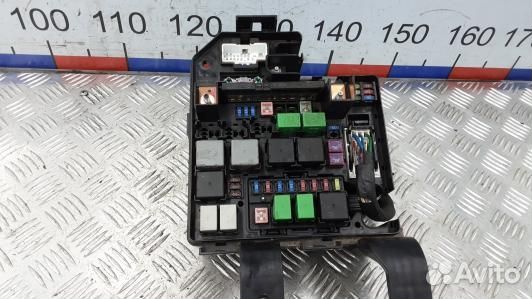 Блок предохранителей KIA sorento 2 (CAD06M101)