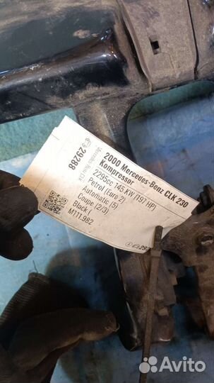 Верхняя панель телевизора Mercedes clk 230 2000