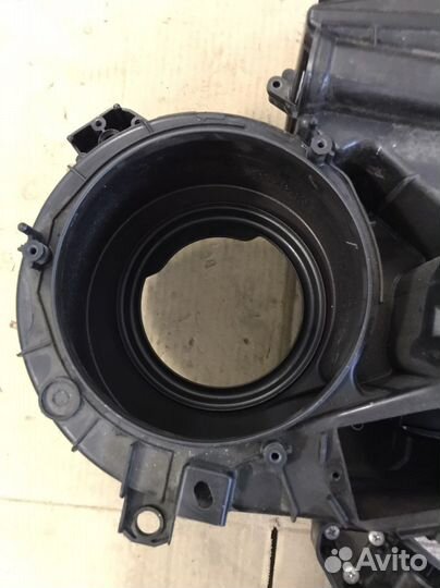 Корпус отопителя задний Toyota Sienna lll (2565)