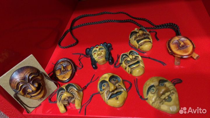 Маска декоративная Южная Корея