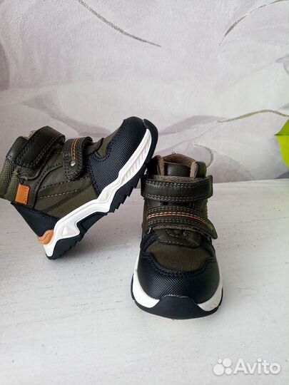 Ботинки демисезонные для мальчика 22 размер