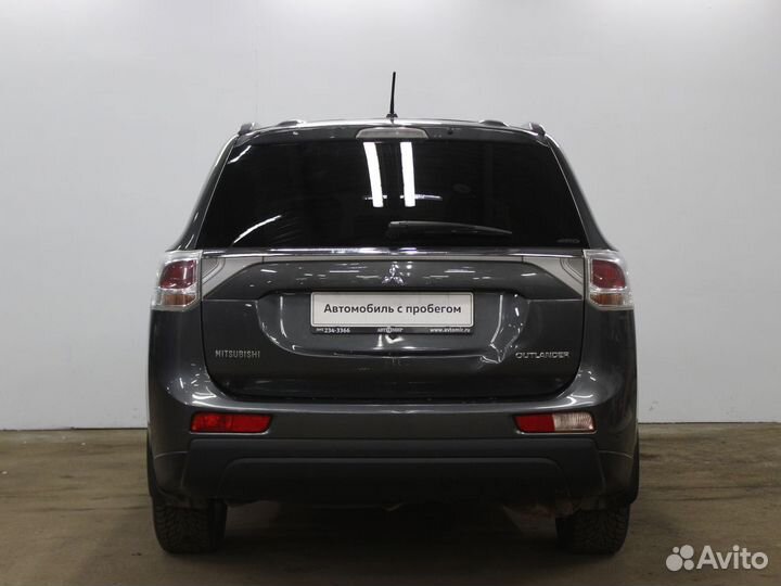 Mitsubishi Outlander 2.4 CVT, 2013, 236 937 км