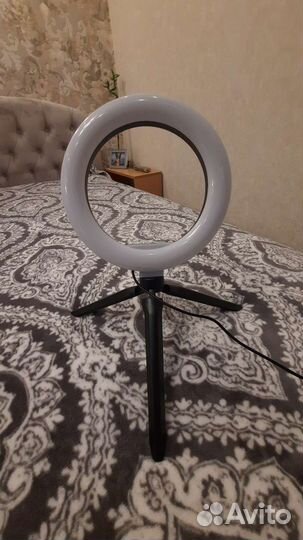 Кольцевая лампа