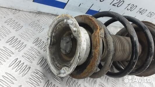 Стойка передняя левая BMW X3 E83 (KBG03K501)