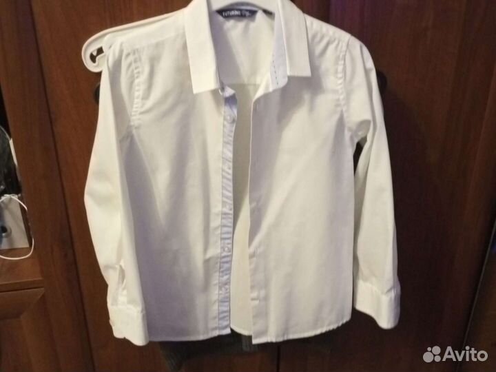 8 рубашек и жилеты