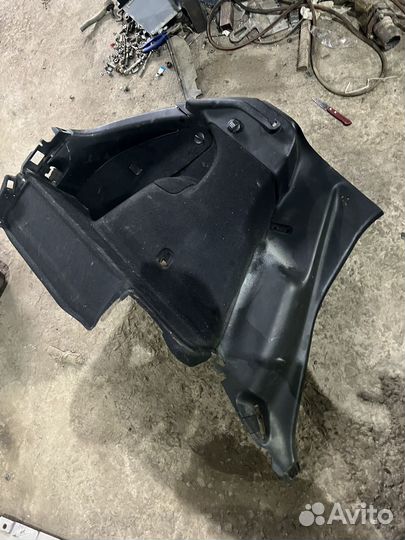 Обшивка багажника honda civic 5d