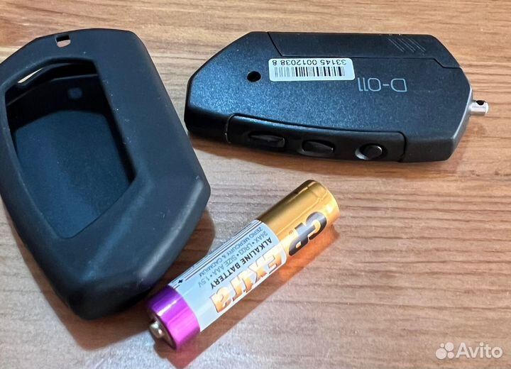 Брелок для автосигнализации Pandora D-011