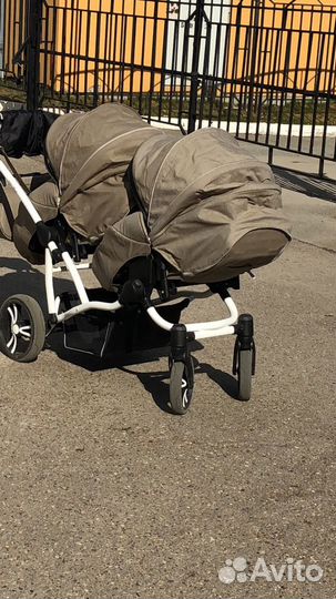Коляска для двойни/погодок