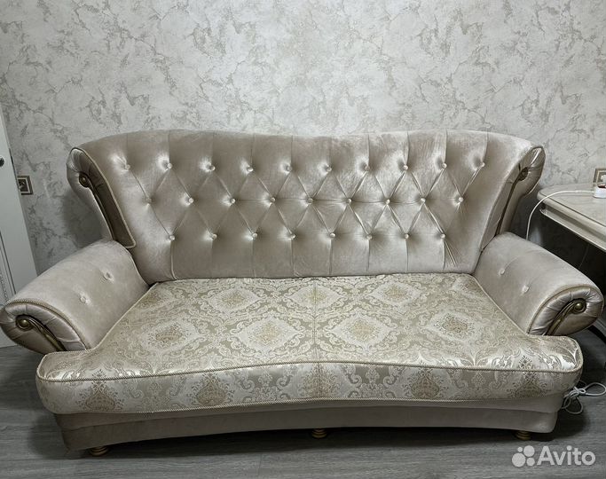 Диван и 2 кресла