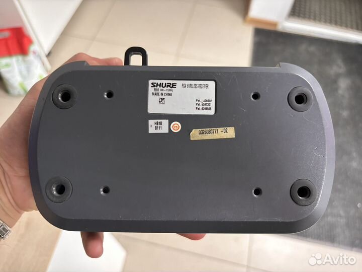 Радиомикрофон shure pg58 с базой pg4