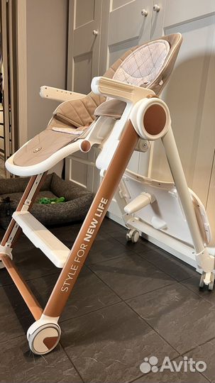 Стульчик для кормления Happy Baby Berny V2