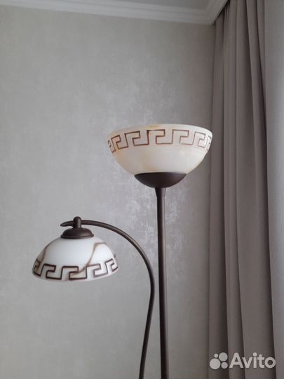 Торшер напольный