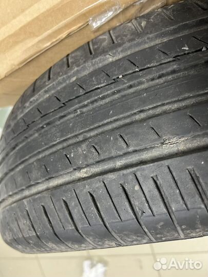 Yokohama BluEarth-ES ES32 215/65 R17