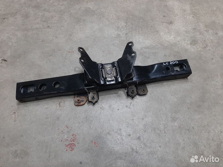 Балка подвески Land Cruiser 200/Lexus LX450d,LX570