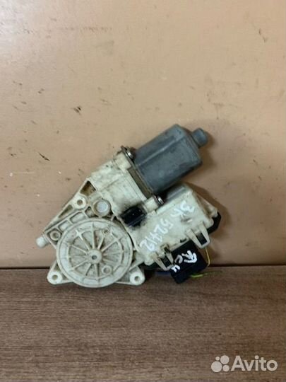 Моторчик стеклоподъемника задний правый для Citroe