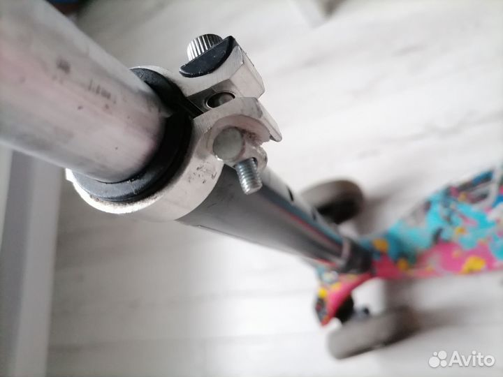 Самокат трехколесный