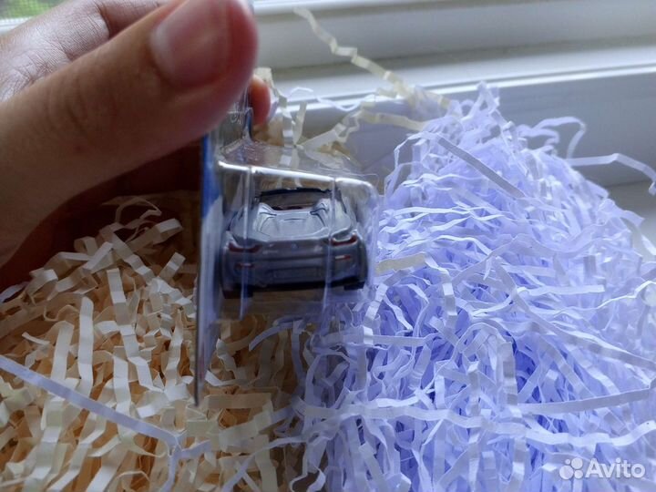 Машинка hot wheels BMW